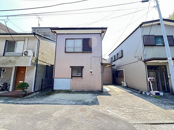 建築条件はございませんので、お好きなハウスメーカーで建築頂けます。