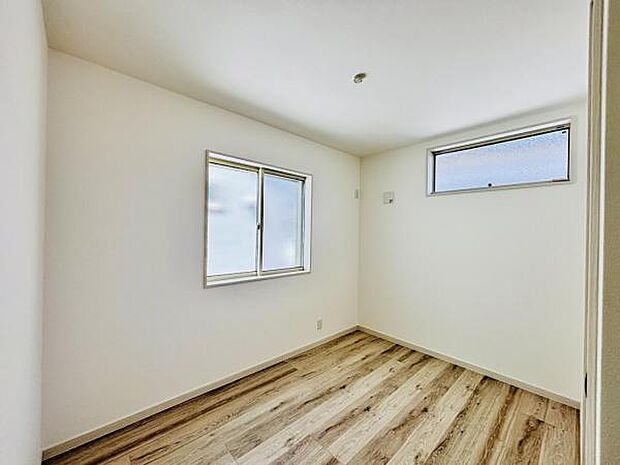 子供部屋にもちょうど良い大きさのお部屋です。