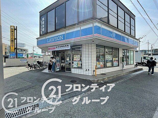 ローソン武庫町1丁目店 徒歩8分。 620m