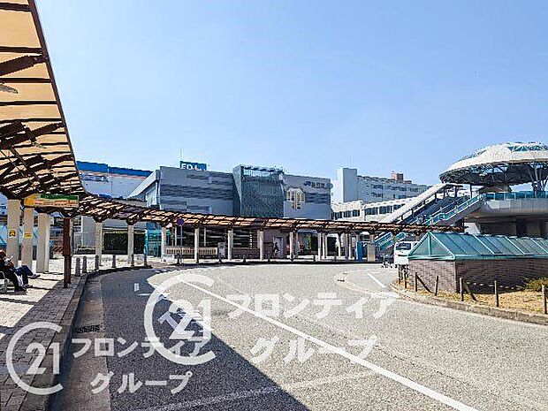 尼崎駅(JR西日本 東海道本線) 徒歩10分。 730m