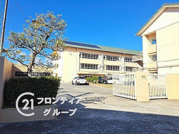 川西市立明峰中学校 （徒歩約10〜11分） 790m