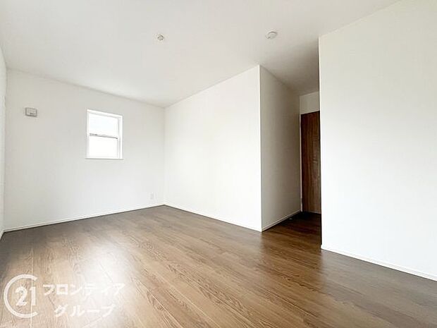 理想とするお部屋を実現しやすい洋室です！お掃除しやすく清潔感のあるお部屋が保てます