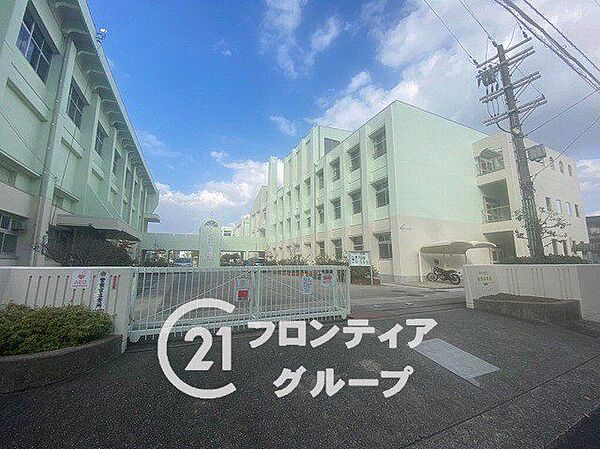 伊丹市立笹原中学校 徒歩10分。 800m
