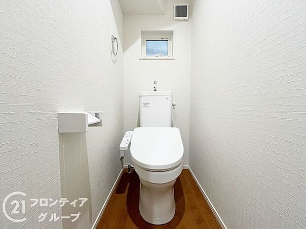 トイレは1階と2階の2カ所に設置!階段を上り下りせずに使用できるので、高齢の方にも安心です!