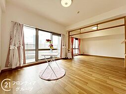 ラグザ大阪・レジデンス　中古マンション 3LDKのリビング/ダイニング