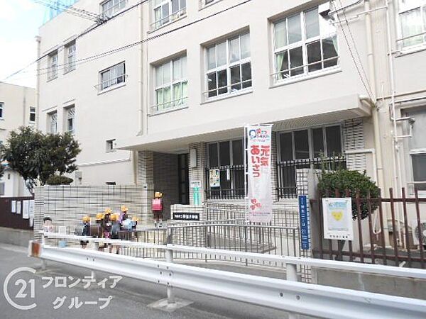 大阪市立野里小学校 徒歩5分 380m