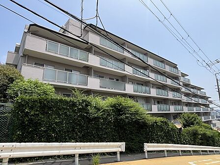 多様化する住まいのお悩みを当社へお気軽にご相談下さい