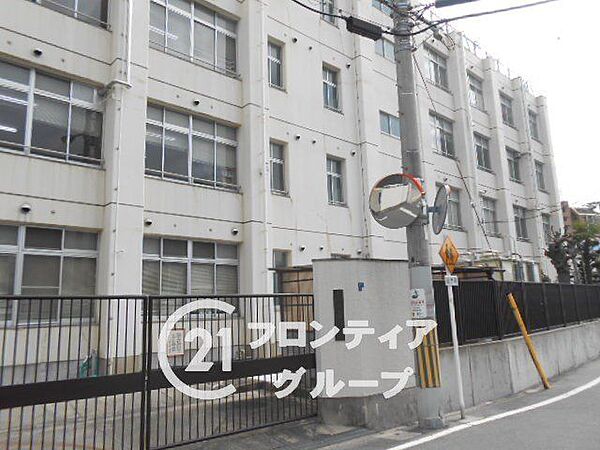 大阪市立佃小学校 徒歩6分。 440m