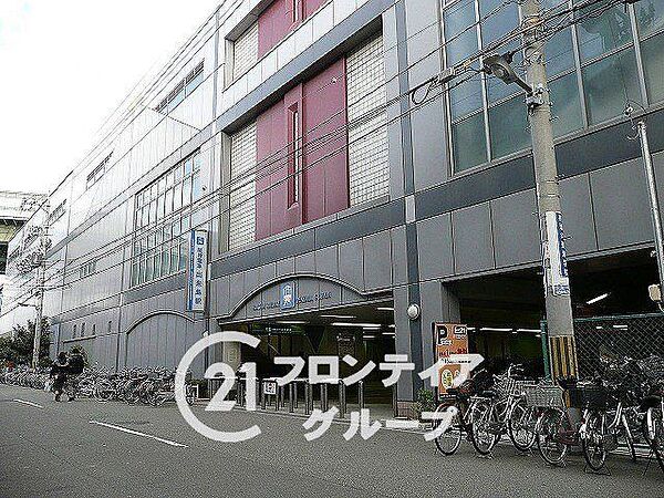 出来島駅(阪神なんば線) 徒歩10分。 760m