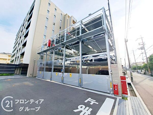 駐車場は整備が行き届いており、いつでも清潔で気持ちよく利用できます。