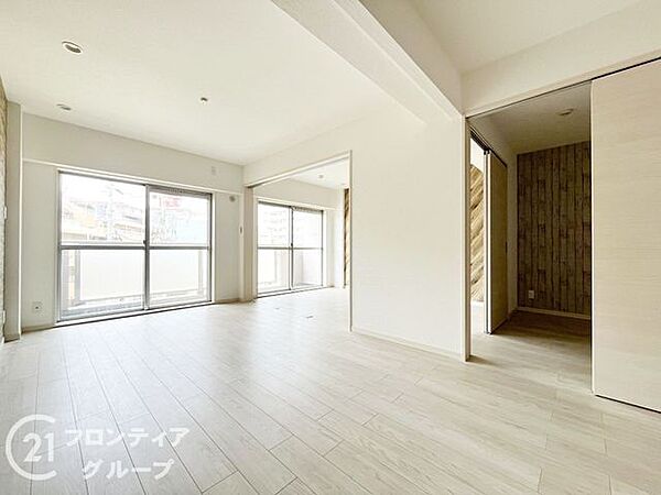 オープンな空間が、広々とした印象を与えます。