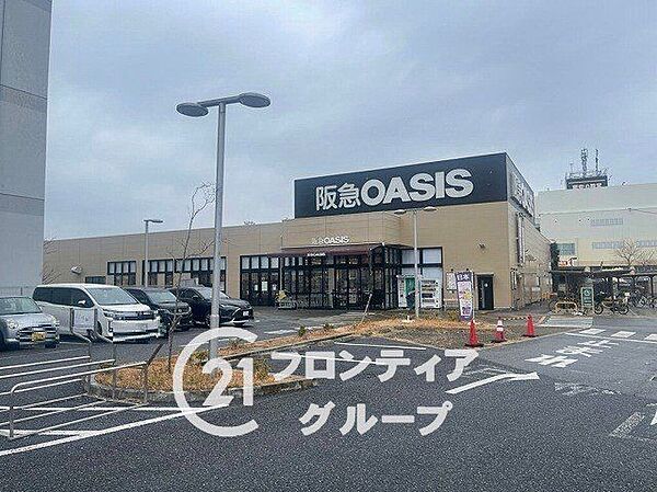 阪急オアシス伊丹大鹿店 徒歩6分。 440m