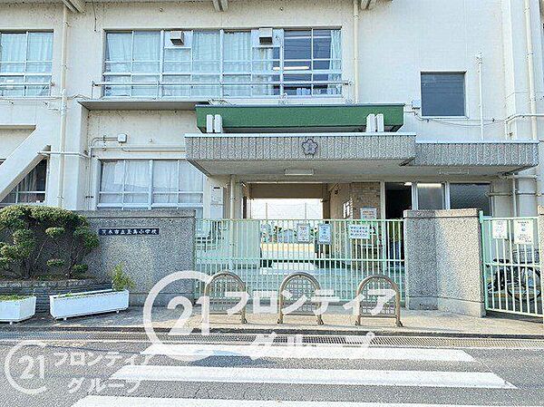 茨木市立玉島小学校 徒歩6分。 420m