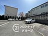 駐車場：はじめてのご相談でも、経験豊富なスタッフが丁寧にお話を伺います。住まいのことで気になることがあれば、いつでもお声がけください。