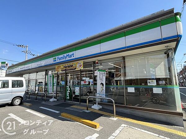 ファミリーマート御幣島二丁目北店 徒歩4分。 280m