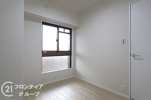 住まい選びは、価格や立地だけでなく、将来の暮らし方まで含めて考えることが大切です。今の段階で気になっていることを、まずスタッフに話してみてください