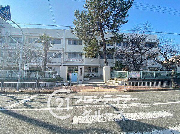 西宮市立鳴尾中学校 徒歩14分。 1060m