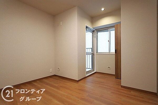 住まい選びは、価格や立地だけでなく、将来の暮らし方まで含めて考えることが大切です。今の段階で気になっていることを、まずスタッフに話してみてください