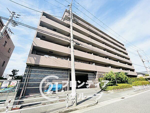 「いつかは」と思っていた住まい探しも、具体的に動き出すと意外とスムーズに進むものです。まずは気軽にご相談いただけます