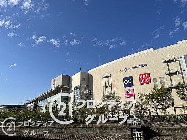 イオンスタイル伊丹 徒歩24分。 1860m