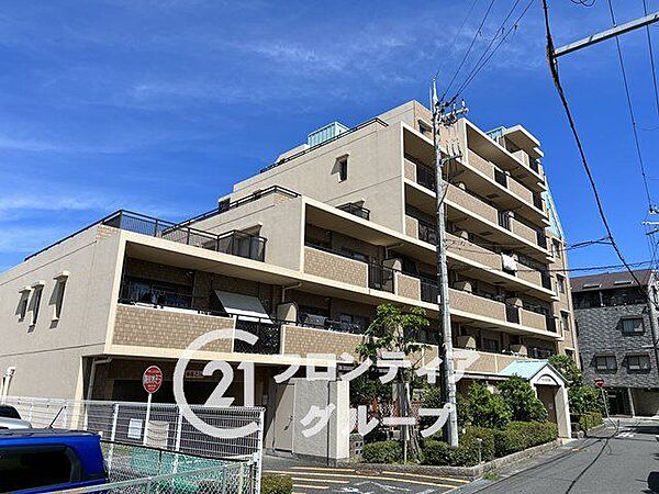 資金計画や住宅ローンのしくみなど、購入前に知っておきたいことをわかりやすくご説明しています。まずはお気軽にお問い合わせください