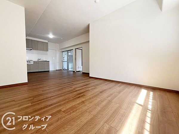 物件から受けた印象や、周辺の生活環境への疑問まで、気になることを何でも話してみてください。暮らしのイメージを一緒に整理していきましょう