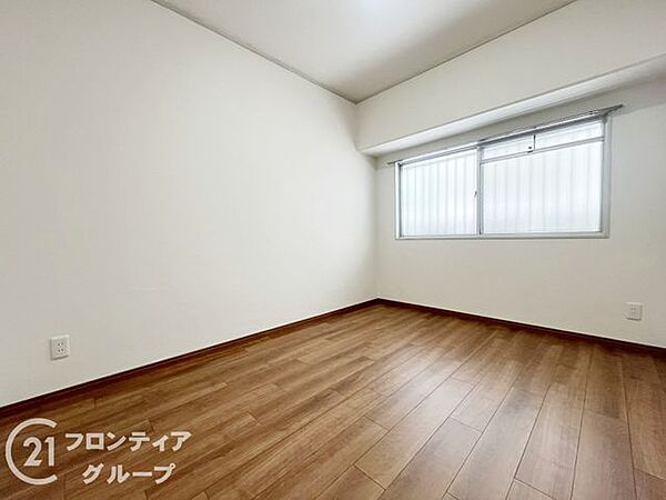 マイホームは一生に一度の大きな買い物だからこそ、納得いくまで情報を集めてほしいと思います。疑問はどんどんスタッフにぶつけてください