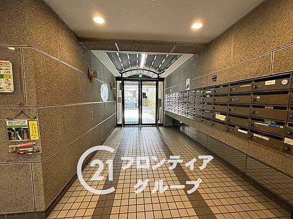 住まい選びは、価格や立地だけでなく、将来の暮らし方まで含めて考えることが大切です。今の段階で気になっていることを、まずスタッフに話してみてください