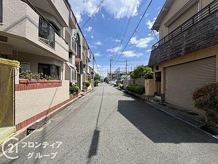 写真だけではわからない採光・広さ・周辺環境の実感は、実際に足を運んでみることが一番です。ご見学はいつでもご予約いただけます