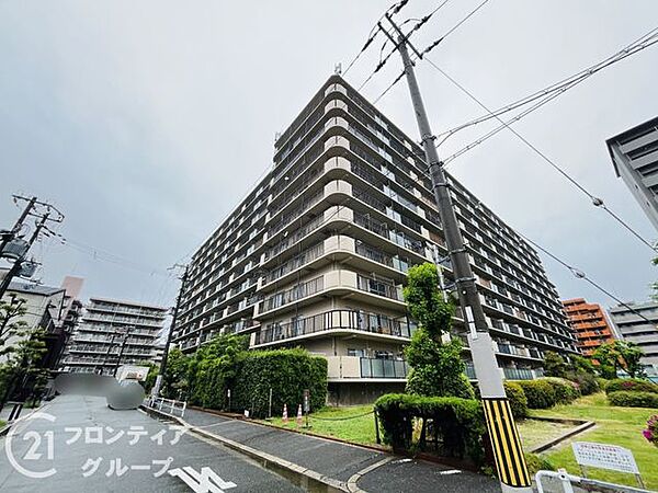 住宅購入の流れや必要な手続きについて、順を追ってご説明しています。はじめての方でも安心してご相談いただける環境を整えています