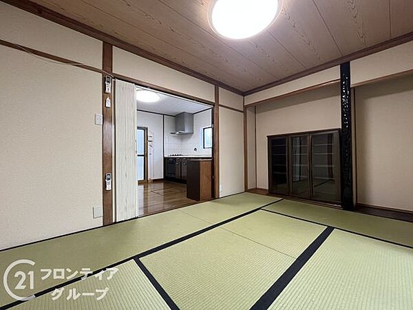 住まい選びは、価格や立地だけでなく、将来の暮らし方まで含めて考えることが大切です。今の段階で気になっていることを、まずスタッフに話してみてください