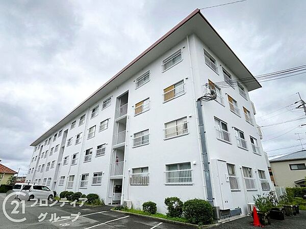 「いつかは」と思っていた住まい探しも、具体的に動き出すと意外とスムーズに進むものです。まずは気軽にご相談いただけます
