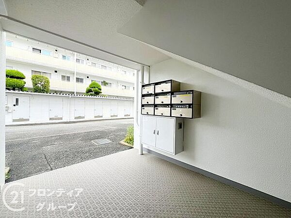 マンションのロビーは、住民の皆様が集うコミュニケーションの場であり、憩いの場です。