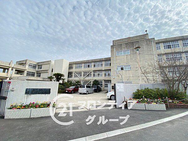 西宮市立北夙川小学校 徒歩3分。 170m