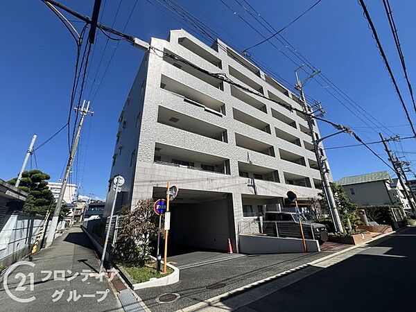 外観：328000690244
