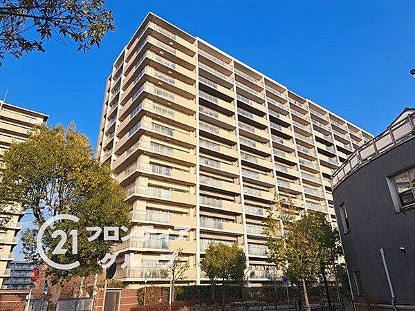 マイホームは一生に一度の大きな買い物だからこそ、納得いくまで情報を集めてほしいと思います。疑問はどんどんスタッフにぶつけてください