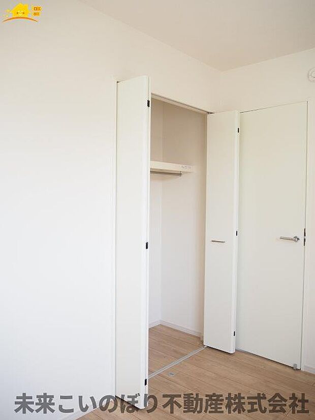 各居室には十分な収納スペースを確保。お部屋全体を広々と使うことができます。