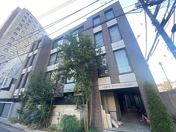 ラピス四谷三丁目 305｜東京都新宿区愛住町(賃貸マンション1LDK・3階・36.38㎡)の写真 その1