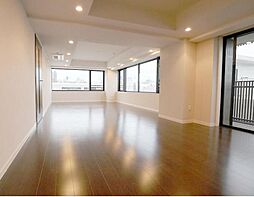 レジディア市谷砂土原S 201 2階5LDKのリビング/ダイニング