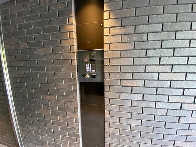 15 / 26