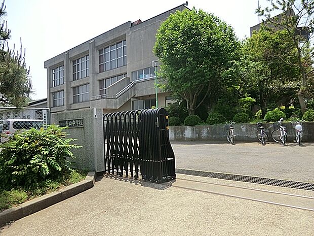 長山中学校（1300m）