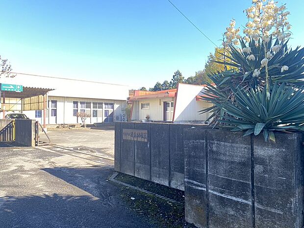 猿島幼稚園(1460m)