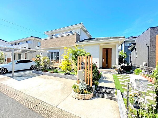 detached 茨城県常総市内守谷町きぬの里２丁目
地図を見る
