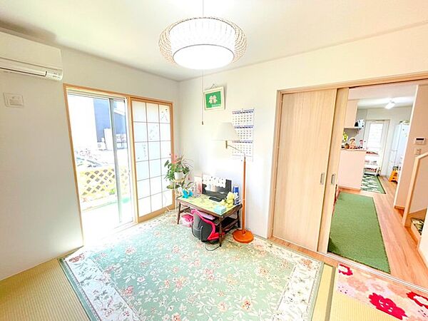 detached 茨城県常総市内守谷町きぬの里２丁目
地図を見る