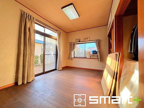 ～テレワークルームをご用意～ ・お仕事はもちろん、勉強部屋としても使えるテレワークルームのあるプランを採用。 ・追加の収納としてもご利用可能です。