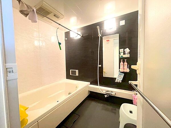 apartment 茨城県牛久市柏田町
地図を見る