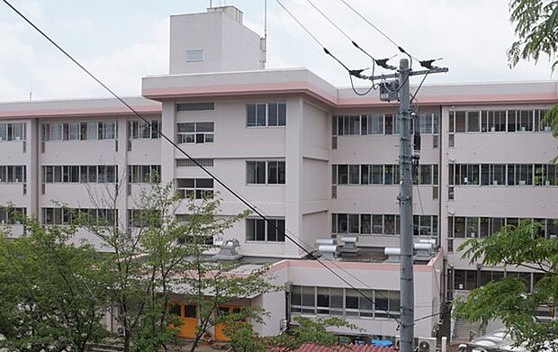 取手西小学校（1000m）