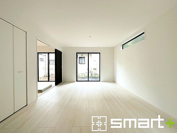 〜家具の配置がしやすい間取〜 ・ＬＤＫはリビングとダイニングの境目が分かりやすくなっており、家具の配置がしやすい造り。 ・どんなインテリアにするか考えるだけでも楽しくなりますね。 