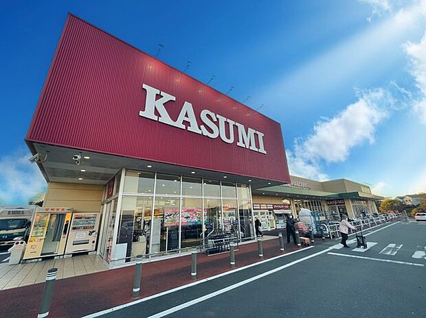 カスミ牛久刈谷店（400m）