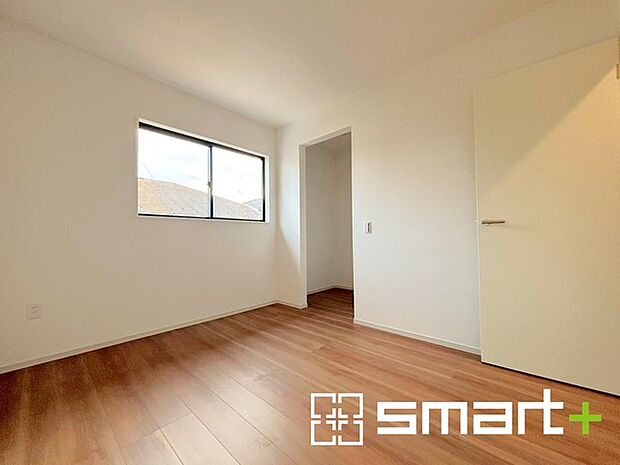 〜ウォークインクローゼットのあるお部屋〜 ・人気のウォークインクローゼットをご用意。季節物や趣味の道具などもスッキリと収納が可能です。 ・最近流行りの収納術などもぜひご活用くださいませ。